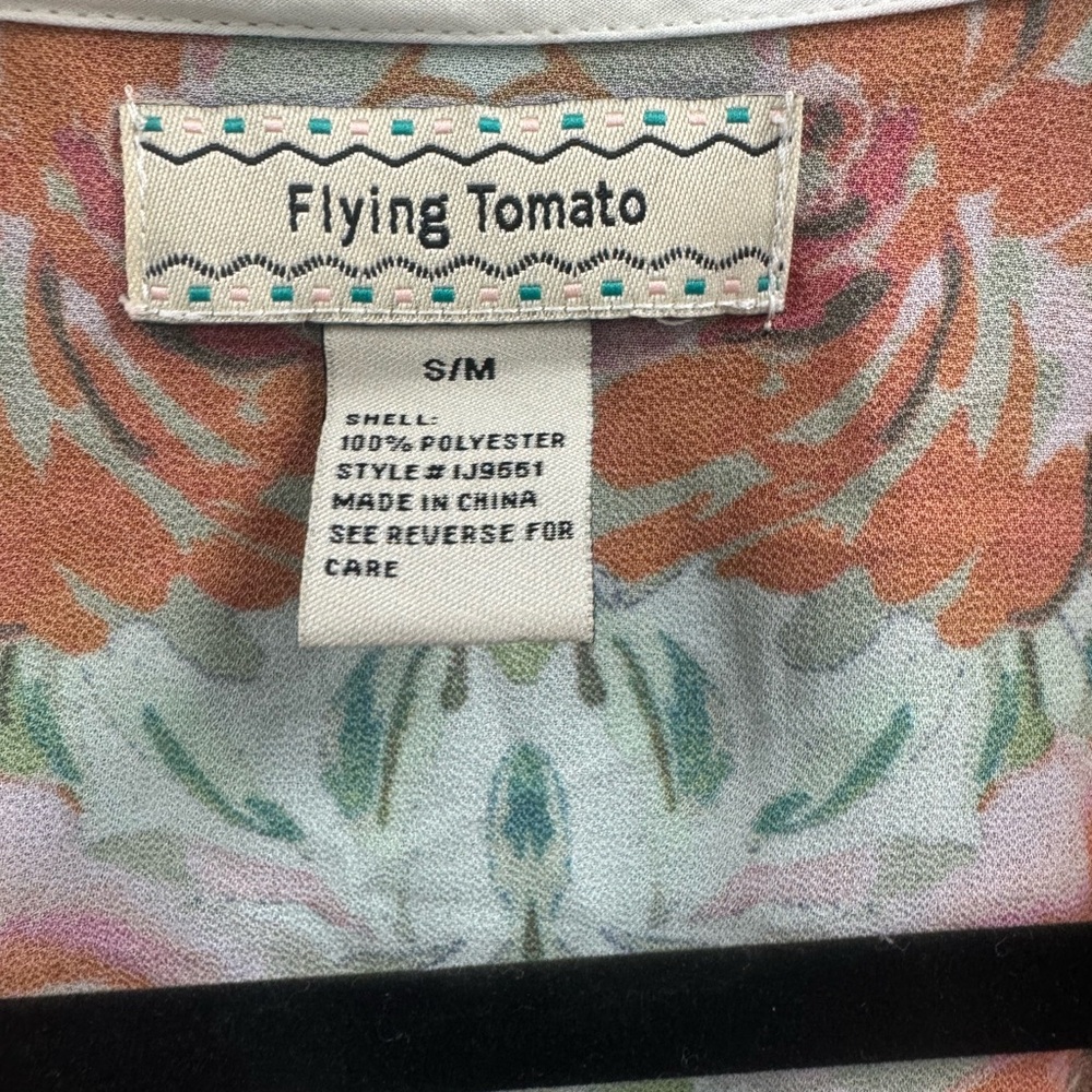 Flying Tomato Floral Kimono